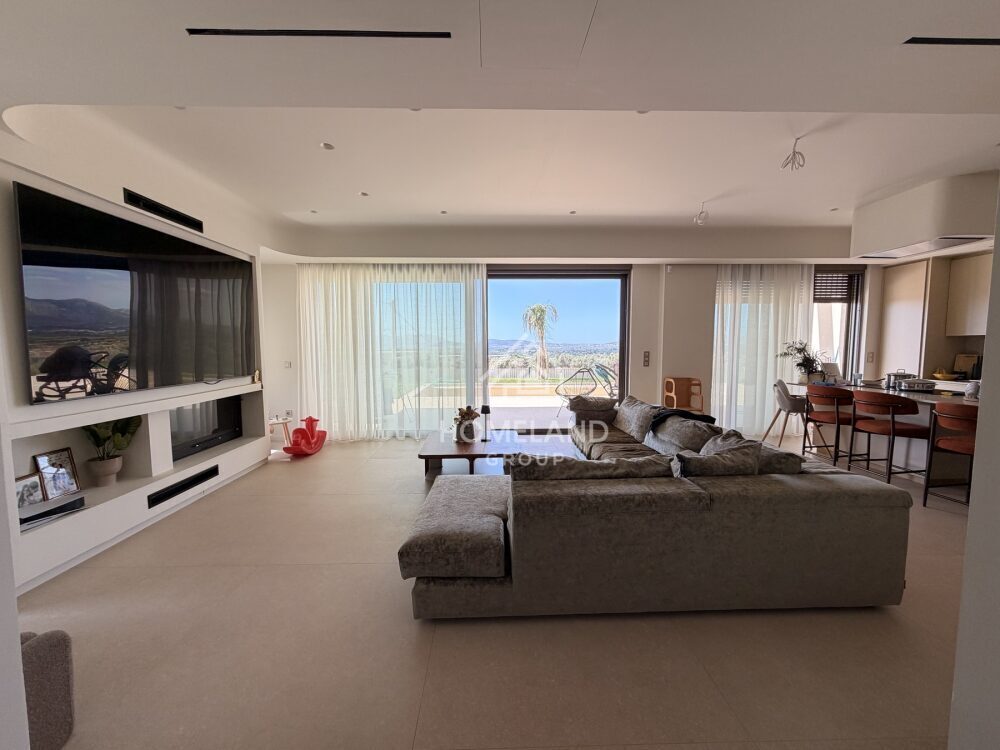 (for rent) Residential Villa || Athens east suburbs / Spata - 240.0sq.m, 4 B/R,5.500€